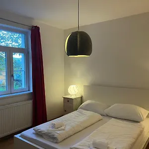 Apartment Traditional